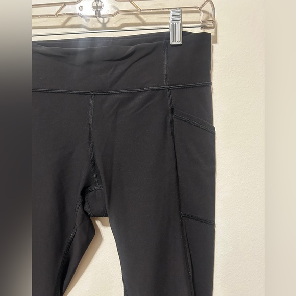 Lululemon Black Leggings with Scalloped Hem and dot accents size 8 - Picture 3 of 7